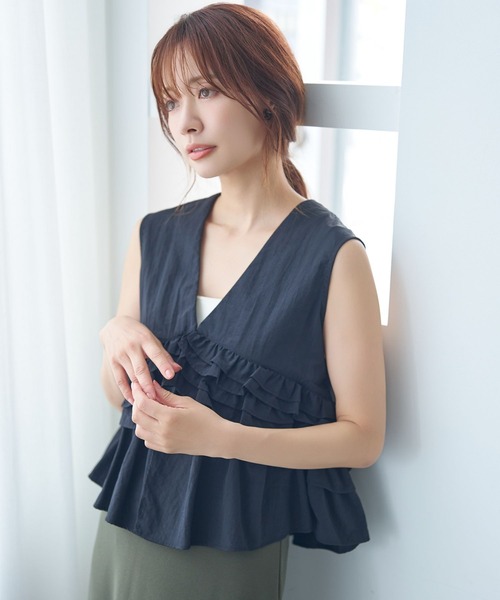 mysty woman（ミスティウーマン）の「フリルジレ 581427（ベスト・レディース・ブラック/ブラウン/ベージュ・FREE）」の6枚目の写真