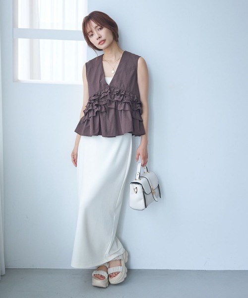 mysty woman（ミスティウーマン）の「フリルジレ 581427（ベスト・レディース・ブラック/ブラウン/ベージュ・FREE）」の7枚目の写真