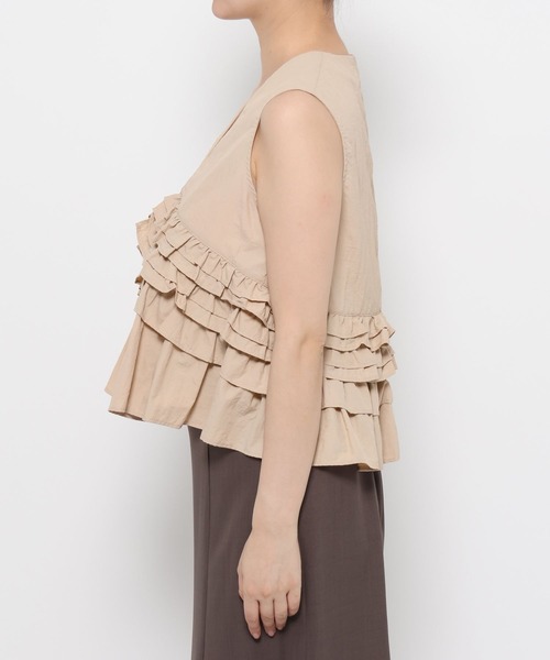 mysty woman（ミスティウーマン）の「フリルジレ 581427（ベスト・レディース・ブラック/ブラウン/ベージュ・FREE）」の17枚目の写真