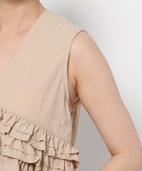 mysty woman（ミスティウーマン）の「フリルジレ 581427（ベスト・レディース・ブラック/ブラウン/ベージュ・FREE）」の20枚目の写真