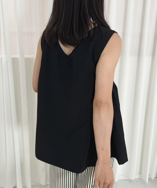 mebole(メボレ)の「フロントタックノースリーブトップス(Tシャツ/カットソー・レディース・アイボリー/ブラック/ホワイト・FREE)」の7枚目の写真