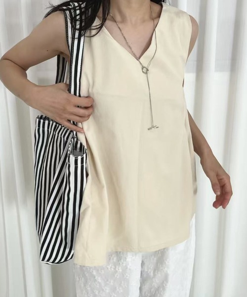 mebole(メボレ)の「フロントタックノースリーブトップス(Tシャツ/カットソー・レディース・アイボリー/ブラック/ホワイト・FREE)」の9枚目の写真