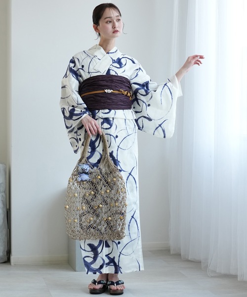 浴衣2点セット 白地に紺のぼかし筆描き（浴衣）｜utatane（ウタタネ