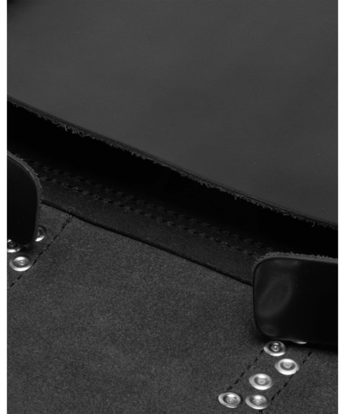 Dr. Martens（ドクターマーチン）の「Dr. Martens/ドクターマーチン 7インチ サッチェル バッグハードウェア 42488001（ショルダーバッグ・レディース・ブラック・FREE）」の8枚目の写真