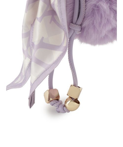 FRAY I.D（フレイアイディー）の「ファー&スカーフチャーム（キーケース/キーアクセサリー・レディース・イエロー/ベージュ/ラベンダー/ブラウン・F）」の17枚目の写真