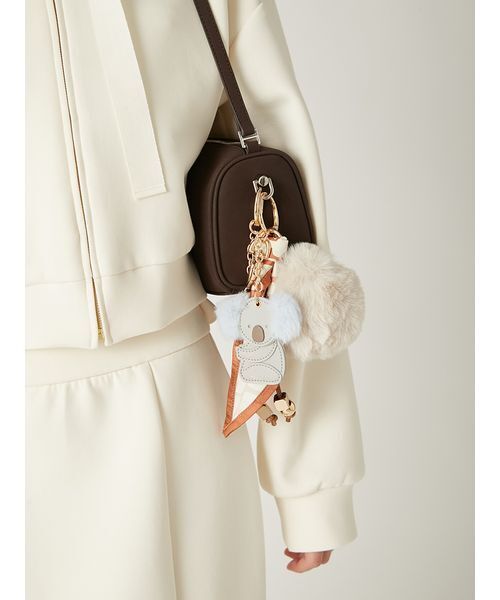 FRAY I.D（フレイアイディー）の「ファー&スカーフチャーム（キーケース/キーアクセサリー・レディース・イエロー/ベージュ/ラベンダー/ブラウン・F）」の3枚目の写真