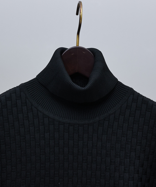 ABAHOUSE GRAY（アバハウスグレイ）の「【ハイストレッチ】ブロックチェック ジャガード タートルネック ニット（ニット/セーター・メンズ・グレイッシュベージュ/モカ/ネイビー/ブラック/ホワイト・46/48/50）」の9枚目の写真