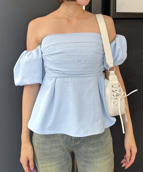 mline（エムライン）の「[mline]オフショル ギャザーブラウス（シャツ/ブラウス・レディース・オフホワイト/ブラック/ブルー・FREE）」の3枚目の写真