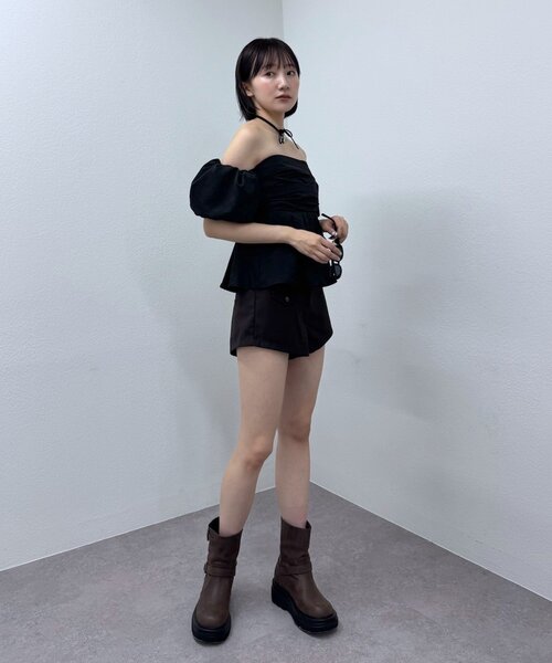 mline（エムライン）の「[mline]オフショル ギャザーブラウス（シャツ/ブラウス・レディース・オフホワイト/ブラック/ブルー・FREE）」の15枚目の写真