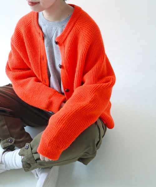 PAR ICI(パーリッシィ)の「BRITISH WOOL 片畦ニットカーディガン(カーディガン/ボレロ・レディース・ネイビー/オレンジ/ホワイト/グリーン/ブルー・FREE)」の5枚目の写真