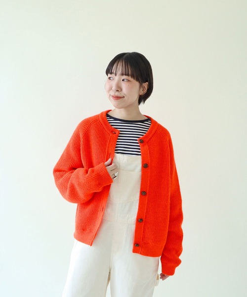 PAR ICI(パーリッシィ)の「BRITISH WOOL 片畦ニットカーディガン(カーディガン/ボレロ・レディース・ネイビー/オレンジ/ホワイト/グリーン/ブルー・FREE)」の12枚目の写真