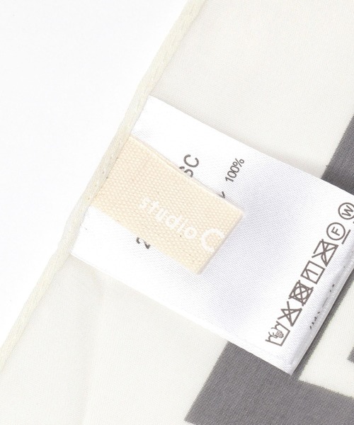 studio CLIP（スタディオクリップ）の「大判シフォンスカーフ（ストール/ショール・レディース・オレンジ/ブラック・FREE）」の11枚目の写真