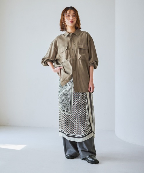 studio CLIP（スタディオクリップ）の「大判シフォンスカーフ（ストール/ショール・レディース・オレンジ/ブラック・FREE）」の4枚目の写真