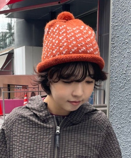 BEAMS BOY(ビームスボーイ)の「【別注】cableami / ウール ジャカード ワッチキャップ(ニットキャップ/ビーニー・レディース・ダークブラウン/オレンジ/ネイビー・ONE SIZE)」の7枚目の写真
