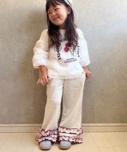 CIAOPANIC TYPY（チャオパニックティピー）の「【WEB限定】KIDS《ジュニアサイズあり》裾フリル配色ステッチスウェットパンツ（スウェットパンツ・キッズ・グレー/ブルー/ブラック・150/130/110）」の14枚目の写真