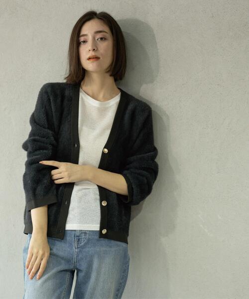 OPAQUE.CLIP（オペークドットクリップ）の「フェザーヤーンカーディガン【洗濯機OK/抗ピル】（カーディガン/ボレロ・レディース・ナチュラル/オフホワイト/チャコールグレー・42/40/38/36）」の5枚目の写真