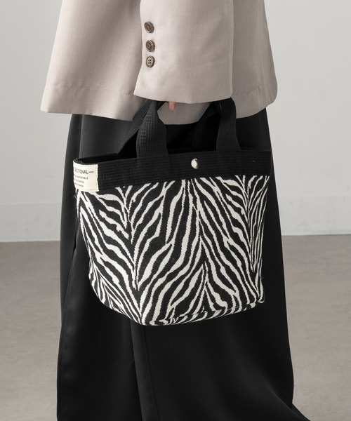 A by MAGASIN DE MODE(エーバイマガジンデモード)の「【A By MAGASIN DE MODE】e.e.p.ミニョントート SNBD※(トートバッグ・レディース・モカ/その他1/その他2/その他3/ブラック/カーキ/グレー/その他4・FREE)」の8枚目の写真