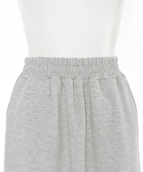 Narcissus（ナルシス）の「スウェットフリルロングスカート（スカート・レディース・ブラック/グレー・FREE）」の13枚目の写真