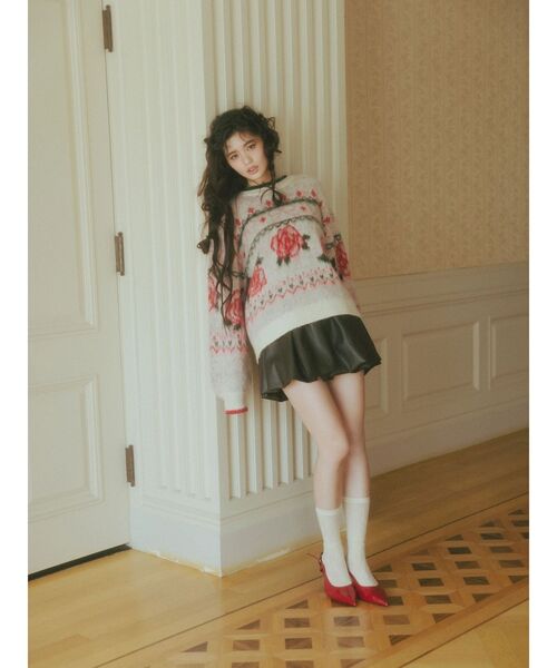 CALNAMUR（カルナムール）の「ローズ＆リボンジャガードニット（ニット