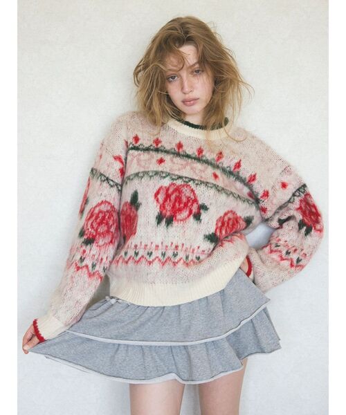 CALNAMUR（カルナムール）の「ローズ＆リボンジャガードニット（ニット
