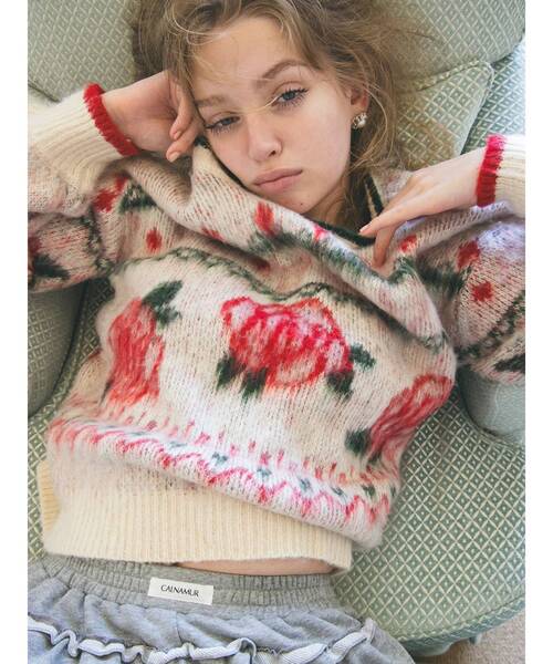 CALNAMUR（カルナムール）の「ローズ＆リボンジャガードニット（ニット/セーター・レディース・グレー/ネイビー/ホワイト・FREE）」の16枚目の写真