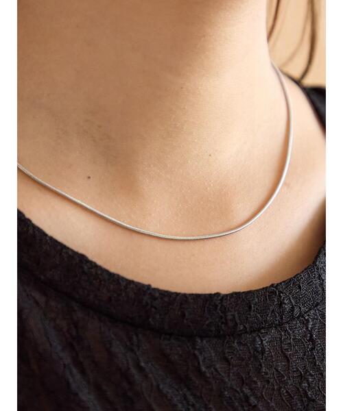 ehka sopo（エヘカソポ）の「スネークチェーンネックレス（ネックレス・レディース・シルバー・F）」の12枚目の写真