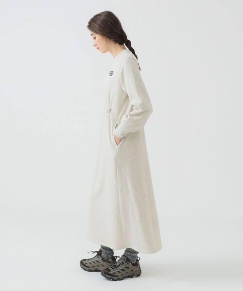 B:MING by BEAMS(ビーミングバイビームス)の「裏毛ロゴ ワンピース (洗濯可)(ワンピース・レディース・ライトグレー/ホワイト系その他5/ブラック系その他4・SMALL/MEDIUM)」の5枚目の写真