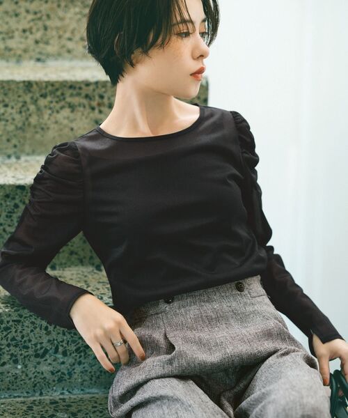 COHINA(コヒナ)の「ギャザースリーブシアーカットトップス 【低身長・小柄女性】(Tシャツ/カットソー・レディース・ブラック/ホワイト/グレー・ONE SIZE)」の14枚目の写真