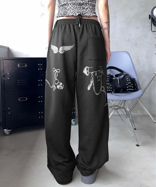 sedacle girl(セダクルガール)の「チェーンプリントスウェットパンツ(スウェットパンツ・レディース・グレー/ブラック・SMALL/MEDIUM)」の6枚目の写真