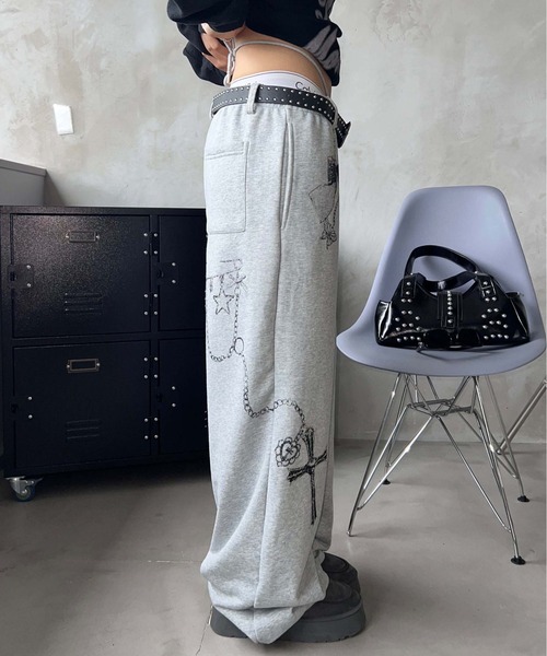sedacle girl(セダクルガール)の「チェーンプリントスウェットパンツ(スウェットパンツ・レディース・グレー/ブラック・SMALL/MEDIUM)」の21枚目の写真