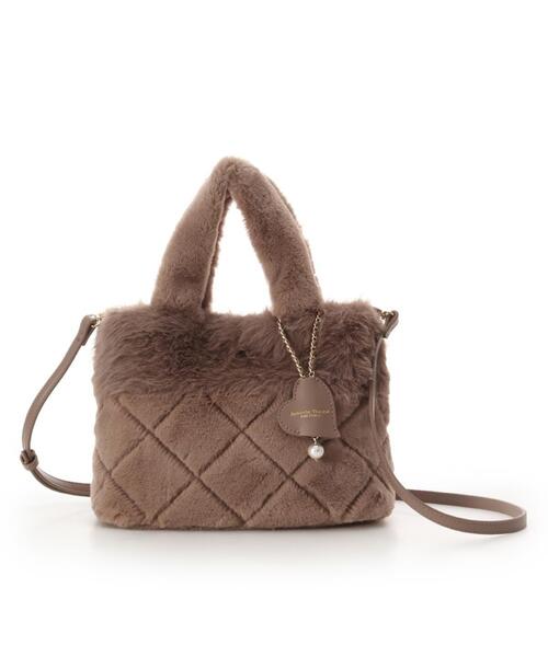 Samantha Thavasa Petit Choice（サマンサタバサ　プチチョイス）の「キルティングファーバッグ（ショルダーバッグ・レディース・ピンク/モカ/オフホワイト・FREE）」の3枚目の写真