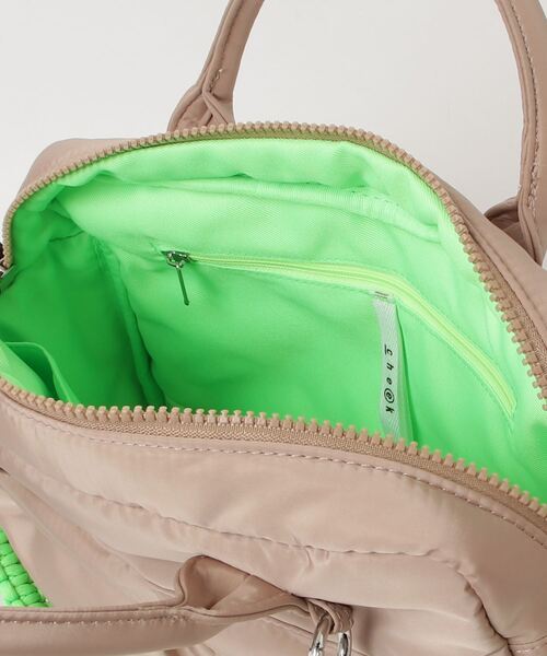 Magine(マージン)の「cheek チーク w pocket 3way boston/ダブルポケット 3way ショルダーバッグ(ショルダーバッグ・レディース・ベージュ/グレー/カーキ/ブラック・FREE)」の10枚目の写真