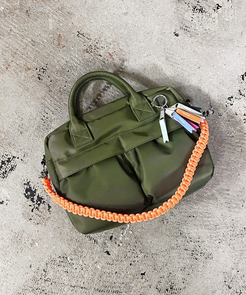 Magine(マージン)の「cheek チーク w pocket 3way boston/ダブルポケット 3way ショルダーバッグ(ショルダーバッグ・レディース・ベージュ/グレー/カーキ/ブラック・FREE)」の19枚目の写真