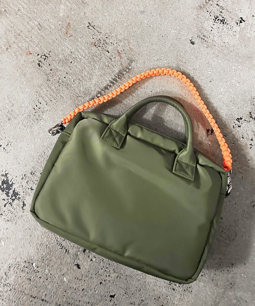 Magine(マージン)の「cheek チーク w pocket 3way boston/ダブルポケット 3way ショルダーバッグ(ショルダーバッグ・レディース・ベージュ/グレー/カーキ/ブラック・FREE)」の18枚目の写真