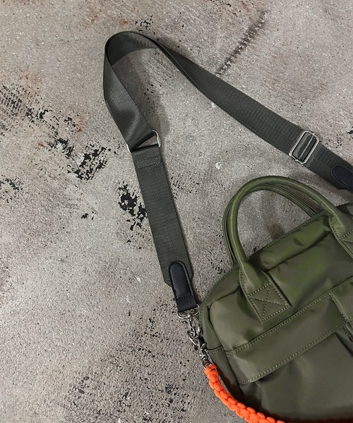 Magine(マージン)の「cheek チーク w pocket 3way boston/ダブルポケット 3way ショルダーバッグ(ショルダーバッグ・レディース・ベージュ/グレー/カーキ/ブラック・FREE)」の15枚目の写真