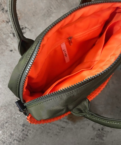 Magine(マージン)の「cheek チーク w pocket 3way boston/ダブルポケット 3way ショルダーバッグ(ショルダーバッグ・レディース・ベージュ/グレー/カーキ/ブラック・FREE)」の14枚目の写真