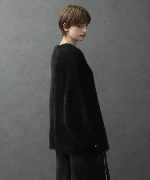 ELLUV(エルブ)の「【ELLUV/エルヴ】ヘビーシャギーファブリック バルーンスリーブミドルレングスニット(ニット/セーター・メンズ・アイボリー/グレイッシュブルー/ブラック・L/M/S)」の12枚目の写真