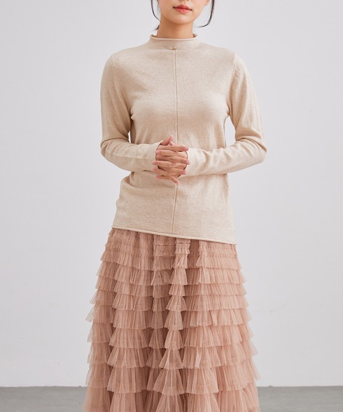 Lace Ladies(レースレディース)の「オフネック フロント チャーム ニット トップス(ニット/セーター・レディース・ブラック/アイボリー/ベージュ/チャコールグレー・FREE)」の8枚目の写真
