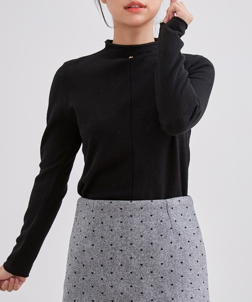 Lace Ladies(レースレディース)の「オフネック フロント チャーム ニット トップス(ニット/セーター・レディース・ブラック/アイボリー/ベージュ/チャコールグレー・FREE)」の14枚目の写真