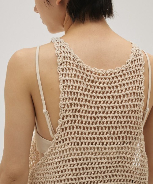 TODAYFUL(トゥデイフル)の「【TODAYFUL/トゥデイフル】Scallop Knit Tanktop/スカラップニットタンクトップ(ベスト・レディース・ブラック/レッド/キナリ・FREE)」の16枚目の写真