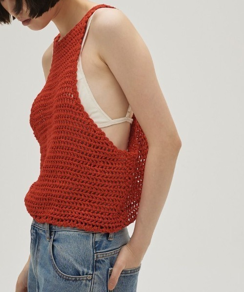TODAYFUL(トゥデイフル)の「【TODAYFUL/トゥデイフル】Scallop Knit Tanktop/スカラップニットタンクトップ(ベスト・レディース・ブラック/レッド/キナリ・FREE)」の7枚目の写真