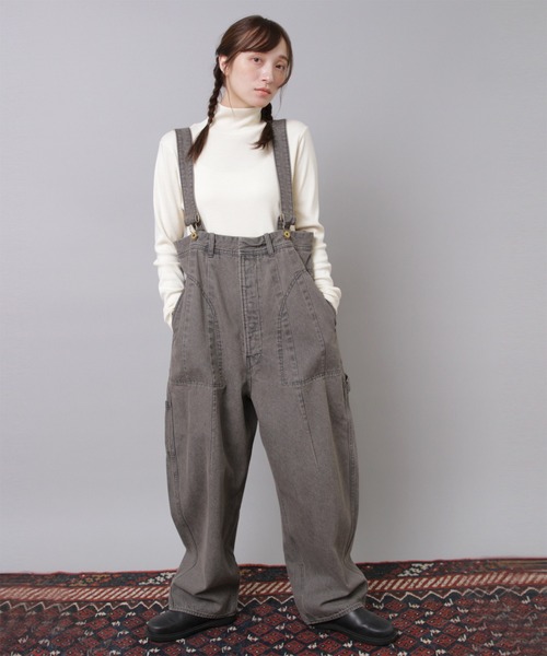 URCH RNA（アーチ アールエヌエー）の「O0747 カルゼデニムのサスペンダーパンツ（サロペット/オーバーオール・レディース・ワンウォッシュ/ブラック・FREE）」の2枚目の写真