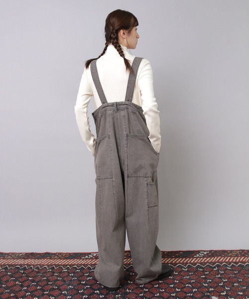 URCH RNA（アーチ アールエヌエー）の「O0747 カルゼデニムのサスペンダーパンツ（サロペット/オーバーオール・レディース・ワンウォッシュ/ブラック・FREE）」の5枚目の写真