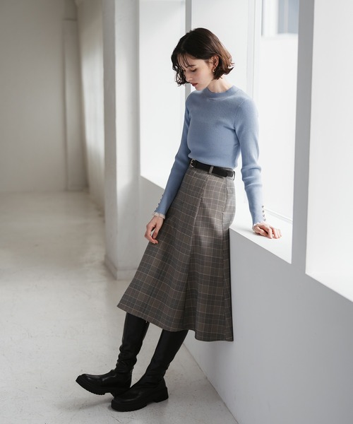 31 Sons de mode（トランテアン　ソン　ドゥ　モード）の「2025秋冬新作 袖フリルボトルネックニット（ニット/セーター・レディース・ブラック/オフホワイト/レッド/ブルー・ﾌﾘ-）」の17枚目の写真