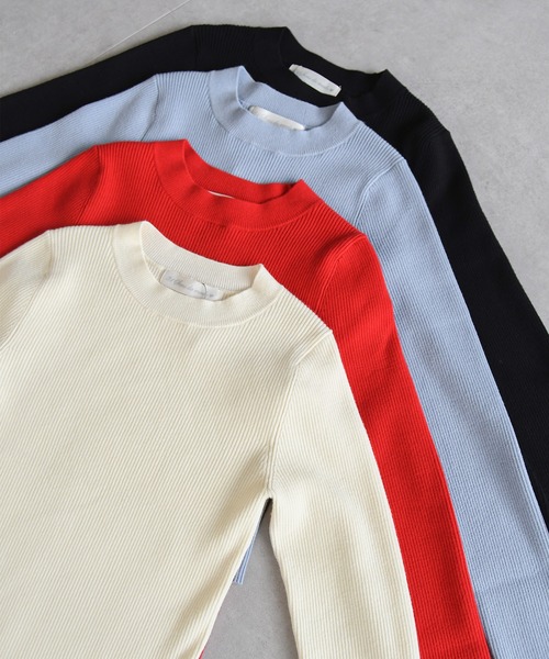 31 Sons de mode（トランテアン　ソン　ドゥ　モード）の「2025秋冬新作 袖フリルボトルネックニット（ニット/セーター・レディース・ブラック/オフホワイト/レッド/ブルー・ﾌﾘ-）」の20枚目の写真