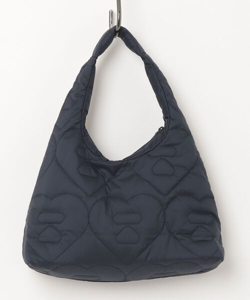 A BATHING APE（アベイシングエイプ）の「QUILTED HEART MONOGRAM SHOULDER BAG（ショルダーバッグ・レディース・ネイビー/オリーブ/アイボリー・FREE）」の9枚目の写真