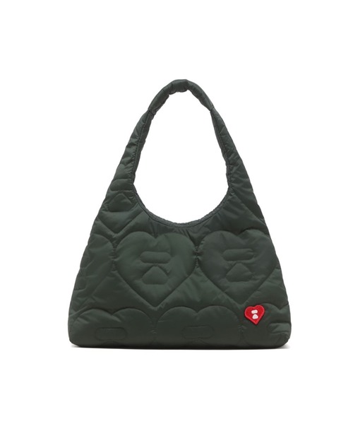 A BATHING APE（アベイシングエイプ）の「QUILTED HEART MONOGRAM SHOULDER BAG（ショルダーバッグ・レディース・ネイビー/オリーブ/アイボリー・FREE）」の3枚目の写真