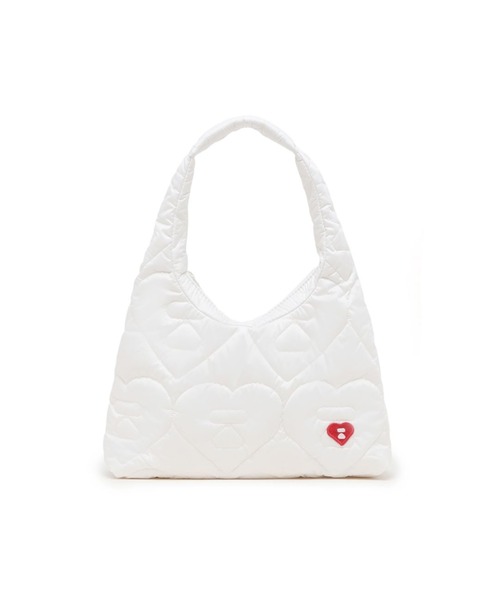 A BATHING APE（アベイシングエイプ）の「QUILTED HEART MONOGRAM SHOULDER BAG（ショルダーバッグ・レディース・ネイビー/オリーブ/アイボリー・FREE）」の2枚目の写真