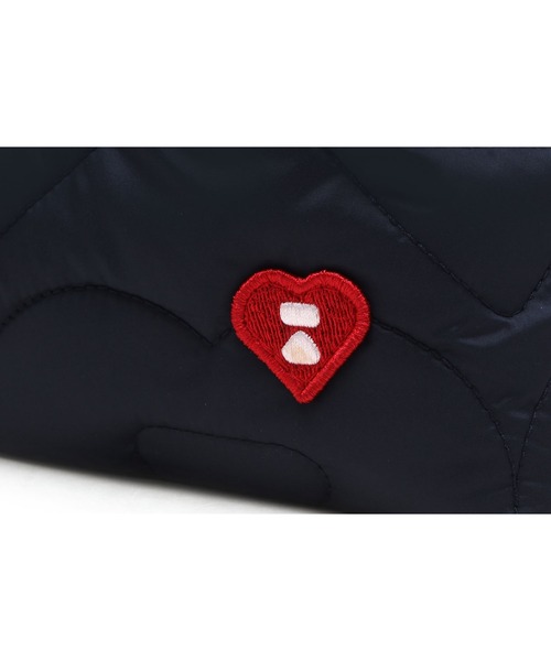 A BATHING APE（アベイシングエイプ）の「QUILTED HEART MONOGRAM SHOULDER BAG（ショルダーバッグ・レディース・ネイビー/オリーブ/アイボリー・FREE）」の18枚目の写真
