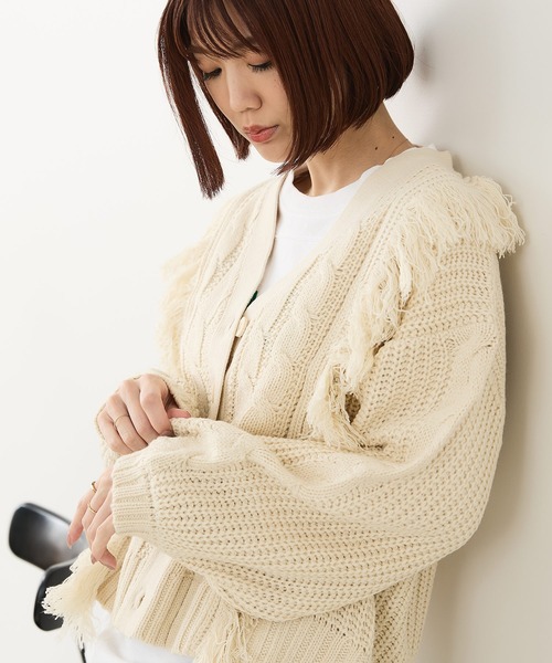 fort point(フォーポイント)の「【C-FORT POINT/フォートポイント】フリンジニットカーディガン(カーディガン/ボレロ・レディース・ダークブラウン/アイボリー/ダークブルー/チャコールグレー・ONE SIZE)」の2枚目の写真